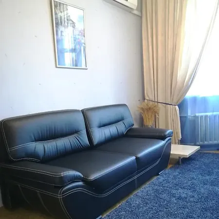 Luxe Na Plosche Pobedy *