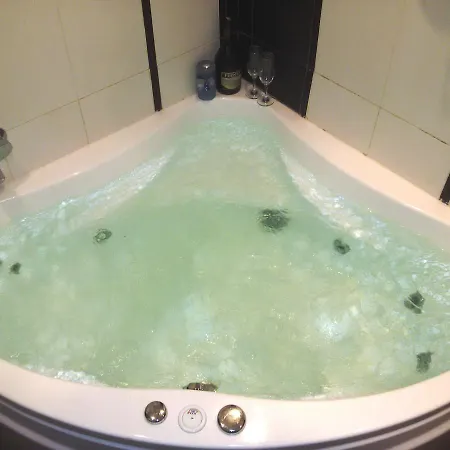 Luxe Na Plosche Pobedy
